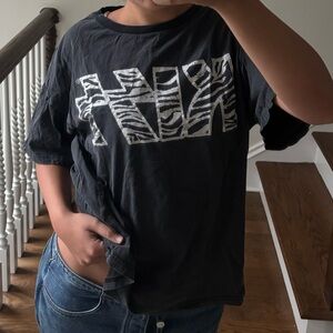 Stylish Black KISS zebra T Shirt